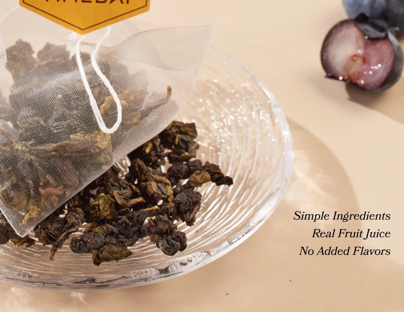  Blueberry Oolong Tea pyramid tea bag with whole-leaf China oolong tea and blueberry