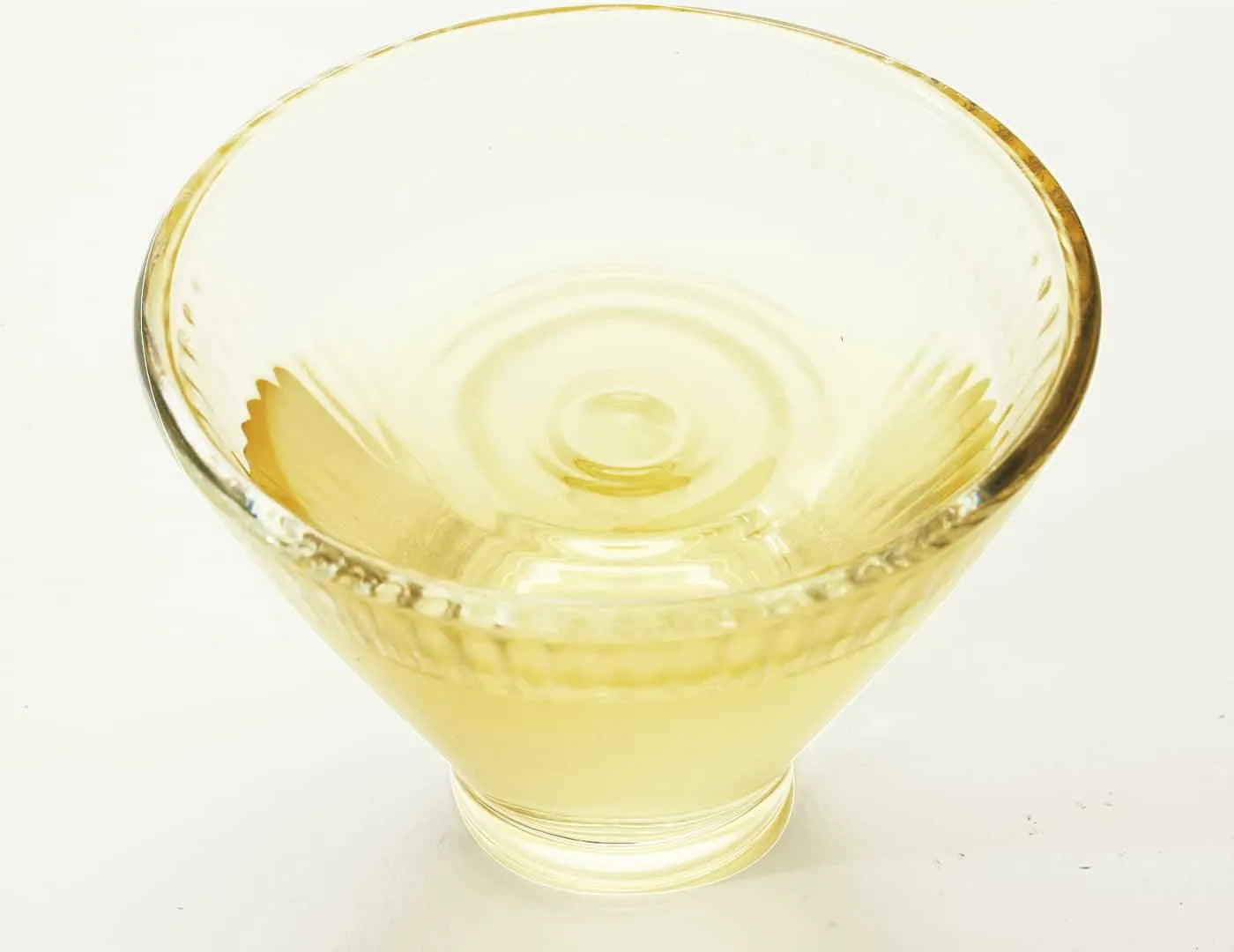 cold brew or hot brew jasmine maojian green tea for a refreshing summer time
