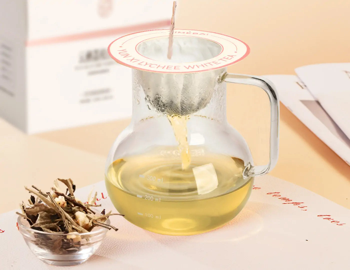 Lychee white UFO tea brewing